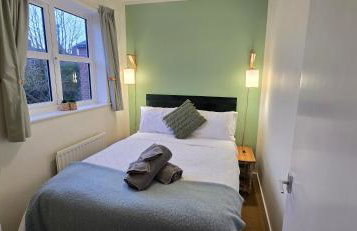 Rhubarb Retreat - Stylish House, Sleeps 5, 10 mins to Durham City & Parking & Garden - Foto 10