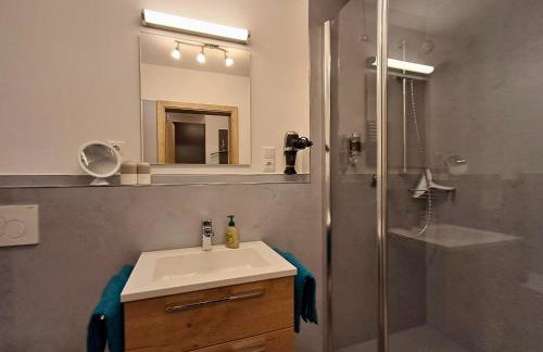 Bauernhof Finkel - Ferienwohnungen mit Balkon - Bergsicht - Traktor mitfahren - Tiere streicheln - entspannter Familienurlaub - zentrale Lage nahe Oberstdorf - Foto 21