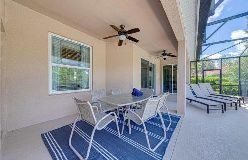 #350-Stunning Villa with Modern Decor, West Facing Pool Overlooking Private Conservation Land - Foto 10