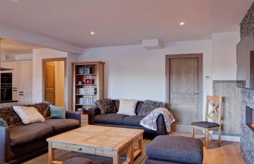 Appartement 12 pers. avec balcon, cheminée et wifi à La Tania - FR-1-513-17 - Foto 1