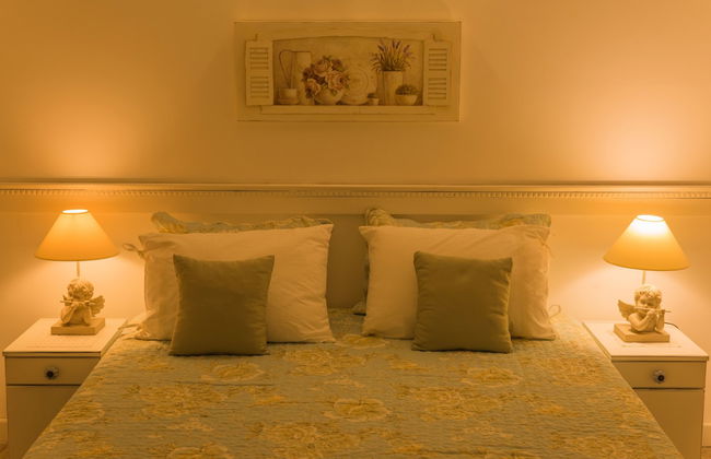 8 Oda Boutique Homes - Photo 3