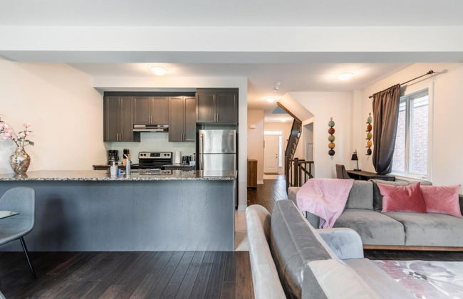 Lakeshore 3BR 2 5BA Townhome 1 min to the Beach - Photo 29