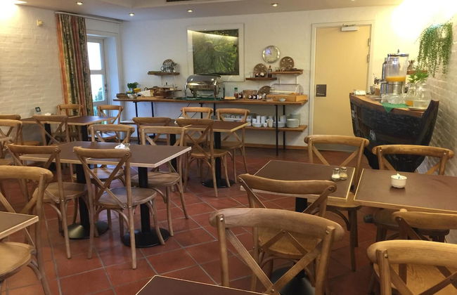 City Hotel Nattergalen Apartments - Photo 19