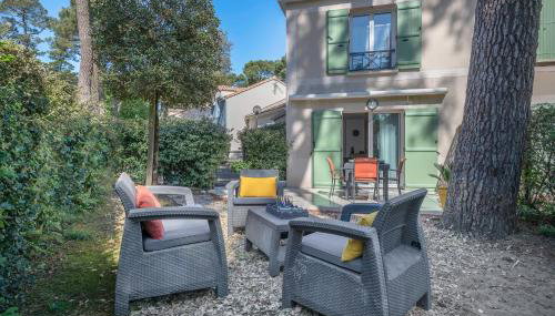 Maison pour 4 avec terrasse - proche du centre - Foto 3, Garden, Garden view