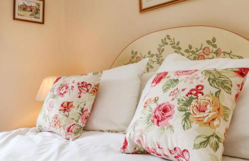 Vine Cottage - Photo 14