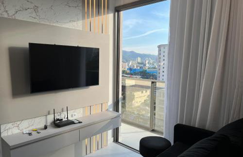 Ap completo a 900m da Vila Germânica com Piscina, Academia, Wi-Fi, Ar, Garagem e Tv no quarto - Foto 10