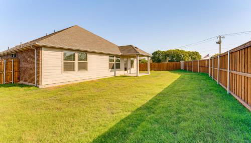New Home with Yard and Pool Access 8 Mi to McKinney! - Foto 2