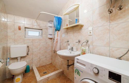 Apartment Toma - Photo 8