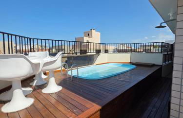 Cobertura com piscina no bairro mais charmoso de Cabo Frio, 400mts da praia do Forte - Foto 1