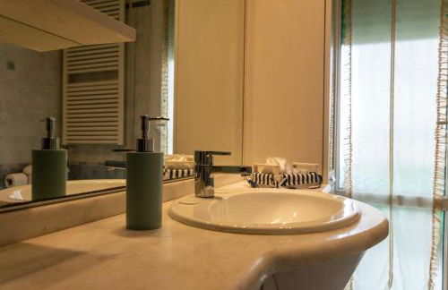 LA CASA DI DEBBY parcheggio wi-fi , aria condizionata gratuiti - Foto 15