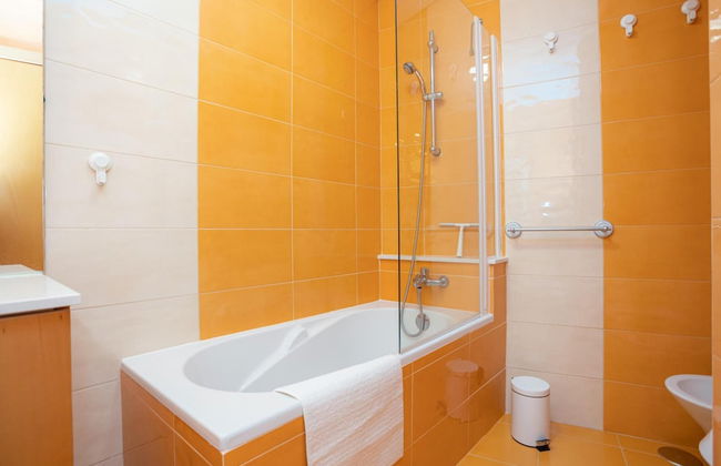 Terrace Bairro Novo by Rent4all - Photo 10