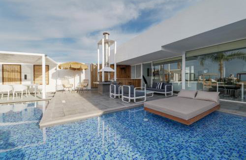 White Luxury Villa - Foto 45
