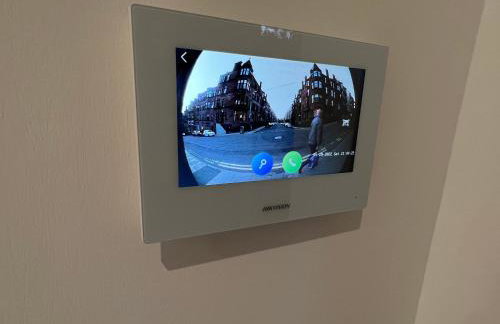 DESIGNER HOUSE - University of Glasgow / Central Glasgow 'Hillhead' West End G12 - Luxurious & Contemporary Detached House / Terrace / Garden / 'electric car charging' Garage Parking - Foto 36