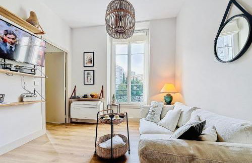 Charming 2-Bedroom Retreat Near City Center with Excellent Transport Links - Foto 11