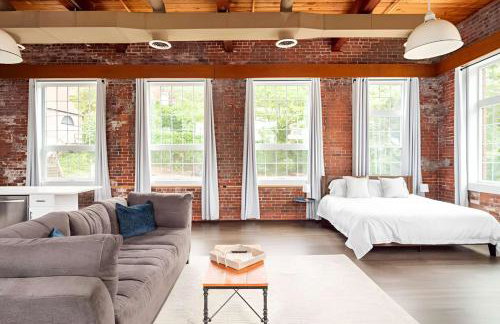 Jennifer's Historic Riverfront Loft City Views - Foto 16