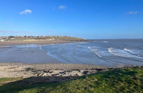 Coastal Comfort - Two Bed Terrace on Barry Island - Foto 5