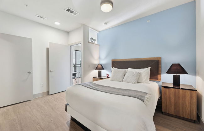 Sentral East Austin at 1630 E. Sixth - Photo 9