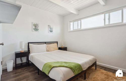 UC Proximity - Cozy City Stay - Free Parking Spot - Photo 3