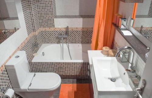 Designer s Apartment in Galatsi Area - Photo 29