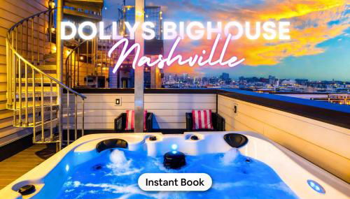 Luxury Retreat: Rooftop Hot Tub Double Deck & Game Room - Foto 1