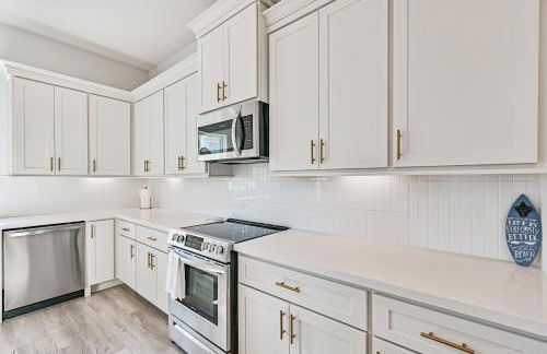 Walk 2 Beach & Huge Pool! Pets Allowed! Salty Sea Dawg - Photo 21