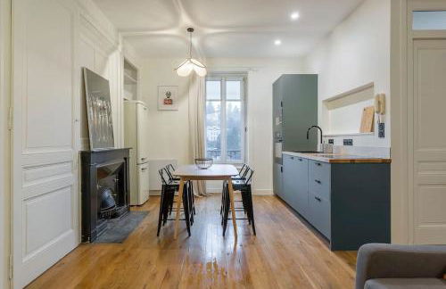 10' de Lyon- Appartement Tassin Centre - 2 Parking - Foto 9