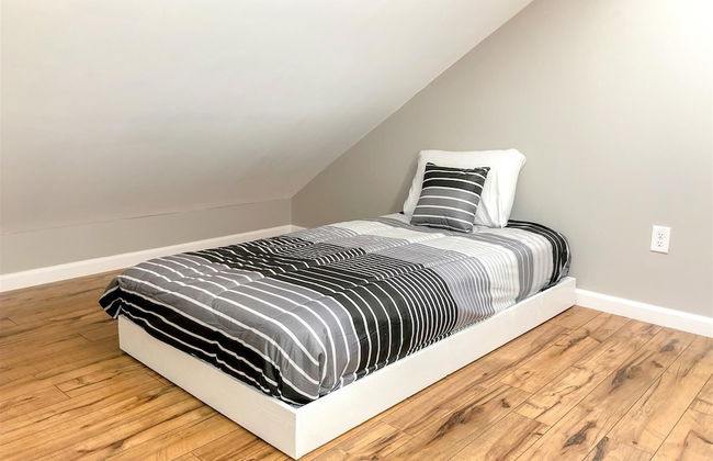 5218 Beach Dr B - Photo 1