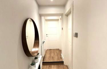 The Gardners apartment in City centre with parking - Foto 23