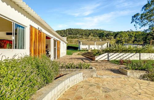 Sítio com Churrasqueira, Piscina, Lago e Natureza - Foto 38