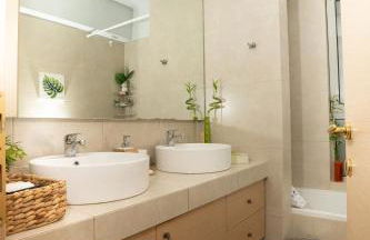 Maria's Airport Apartment, 4' metro, 10' airport, 15' beach, 40' city center - Foto 24