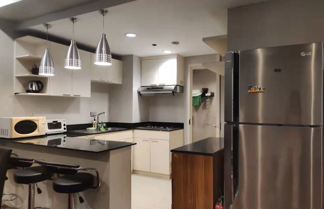 GOTOPHI at Renaissance 3000 BGC - Foto 5