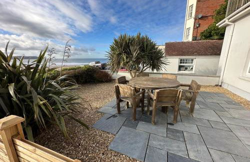 Southover Beach - Foto 79