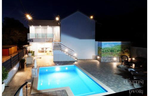 Villa Luketini Dvori, Primošten - Foto 1