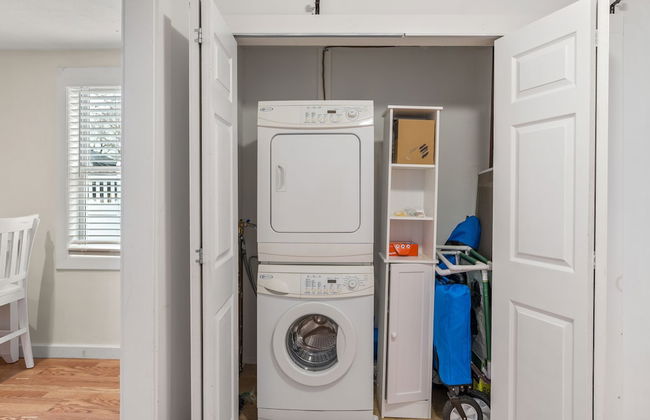 King St. Cottage - Photo 12