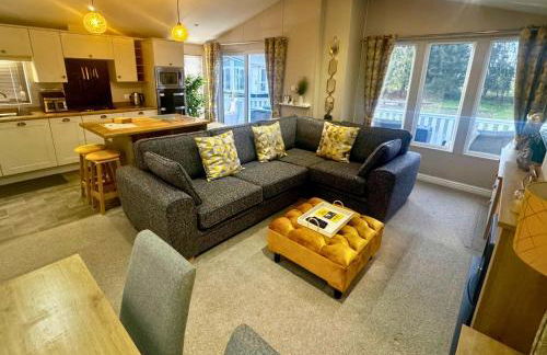 Meadows 33 Hot tub - Southview Holiday Park - Foto 1