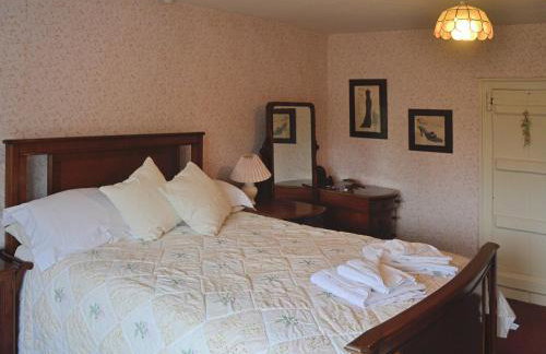 The Farmhouse - Photo 11