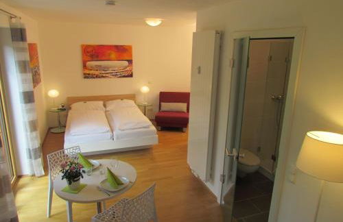 AMENITY-Garden-Apartments - Photo 35