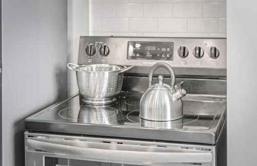 Modern DT Stay, King Bed, Parking Available - Foto 24