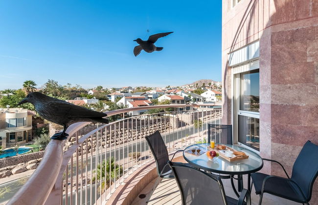 Renovated White 3BD next to Beach - Pool - Foto 18