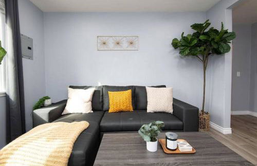 Lovely 3bedroom condo with free parking on premise - Foto 2