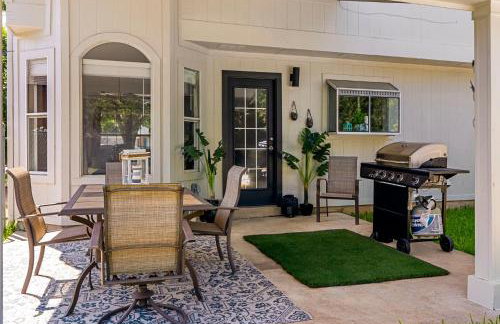 Pool Getaway Movie Room Games Yard BBQ Pets - Foto 28