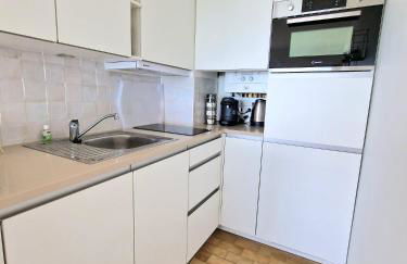 Appartement 1ere ligne piscine terrasse au bord de la plage front de mer avec vélos - Foto 42