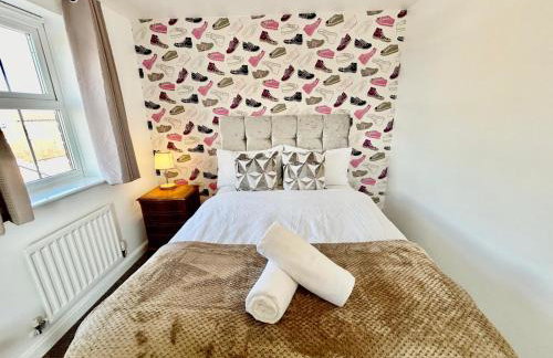 Mannys Apartment - Nice & Cozy 4Bed Flagship Lodge - Photo 31