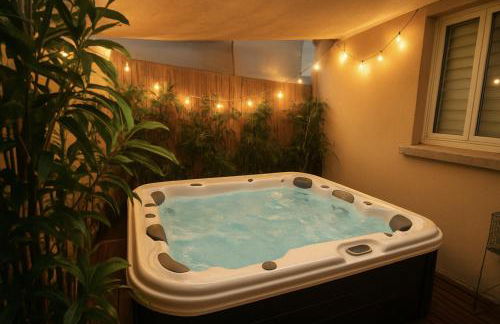 Le Cadre Noir Lux Spa, Sauna, Jacuzzi, Hammam - Foto 1