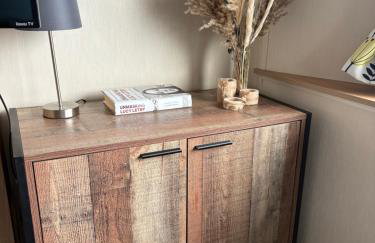 Lush Lake View - Photo 6