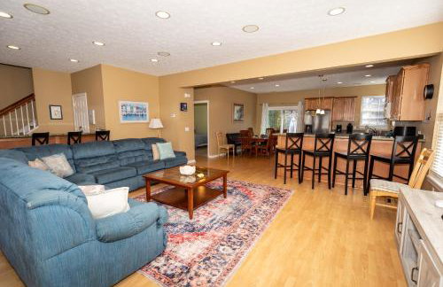 5 Bedroom Home in Old Homestead II - Photo 56