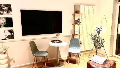 Elegantes City-Apartment mit Berliner Flair in Friedenau - Foto 3