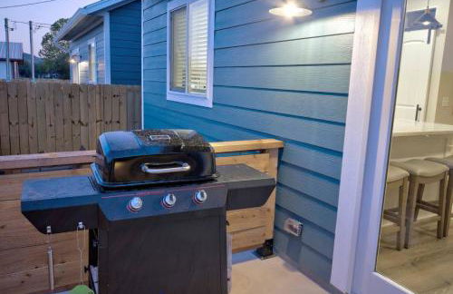 Winters Lodge at Little Ranches 5 min to Square - Foto 13