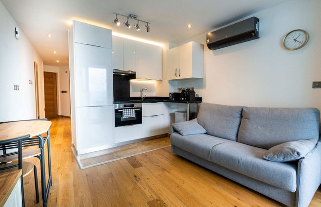 Ocean SPA Suite 11-hosted by Sweetstay - Photo 5