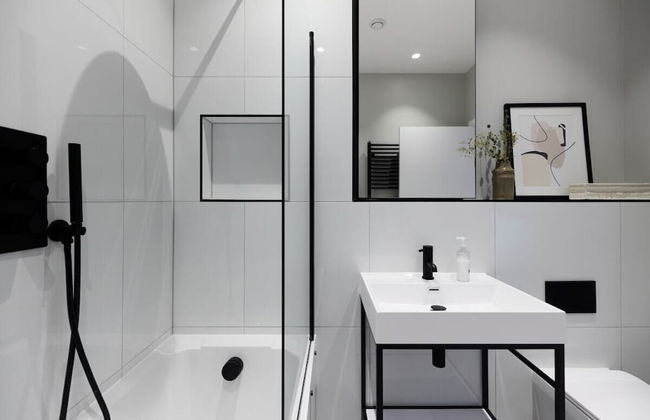 The Brondesbury Quarters - Modern 2bdr Flat With Balcony + Parking - Foto 14